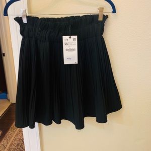 NWT Zara dressy skort xs